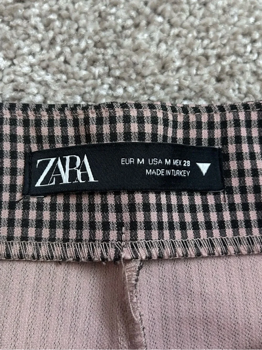 Zara Gingham Plaid Faux Button Skort High Rise Pink Black Size Medium Never Worn - Picture 5 of 7